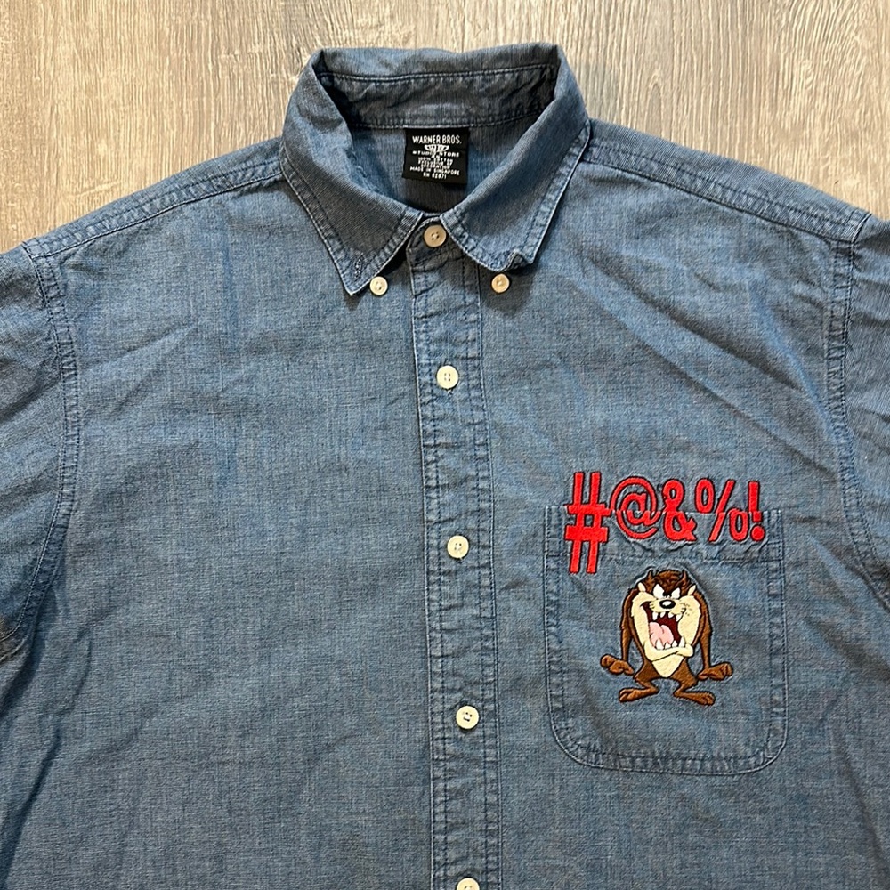 Warner Bros Vintage Looney Tunes Tasmanian Devil Long Sleeve Button Down Shirt